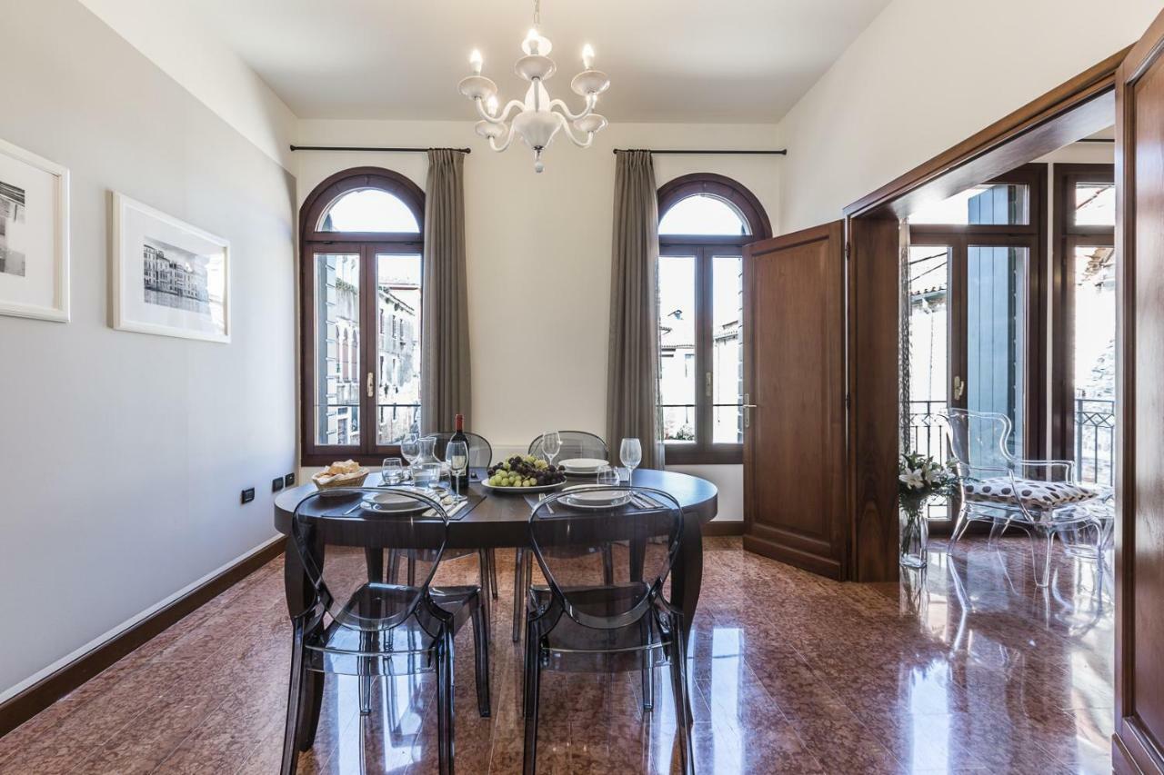 Ca' Del Monastero 1 Collection Apt For 4 Guests With Balcony And Lift Venice Exterior photo